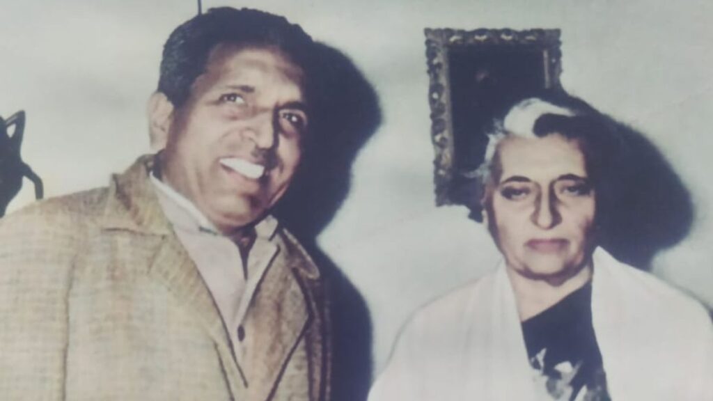 Bahu Ram Solanki with PM Indra Gandhi